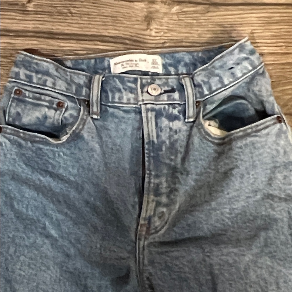 Abercrombie & Fitch Light Blue Straight Leg Jeans - Picture 2 of 5
